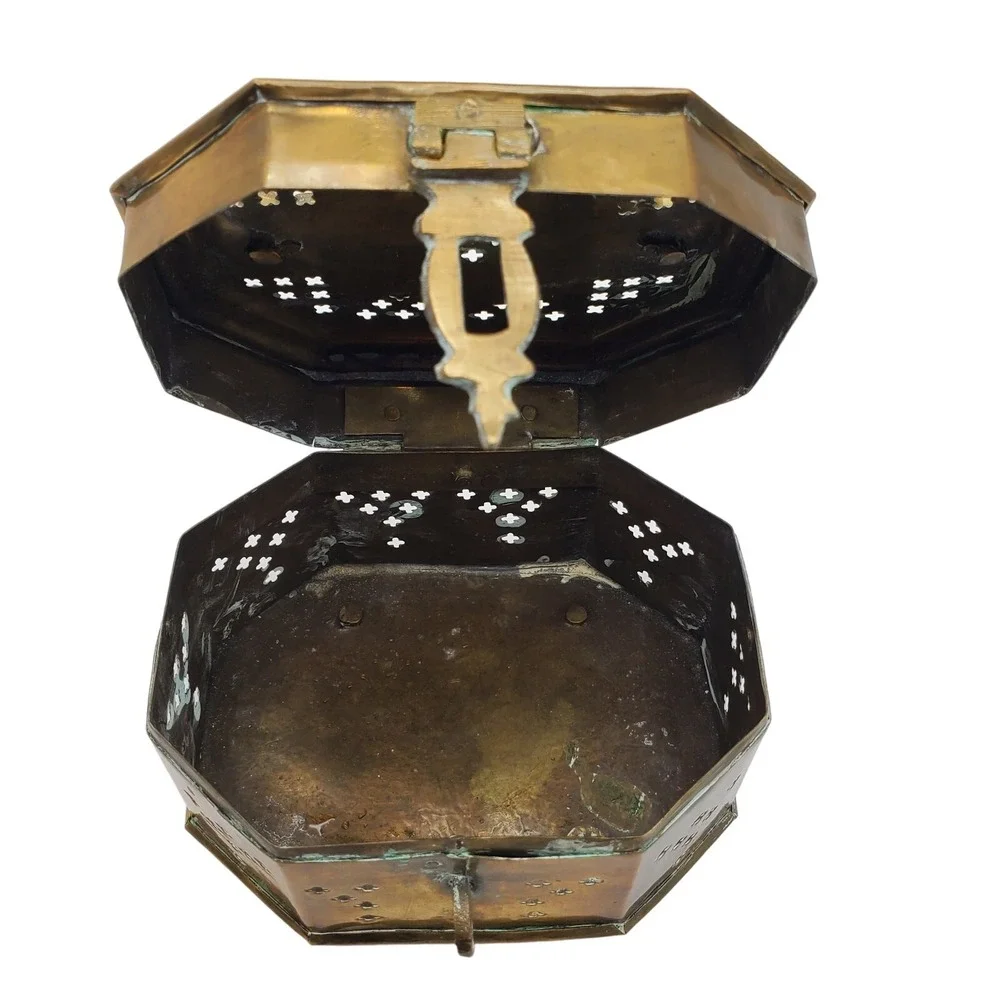 Brass Box Pierced Metal Cricket Cage Hexagon Trinket India Ethnic Boho‎ Storage